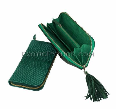Snake leather purse with tassle green matt WA-57